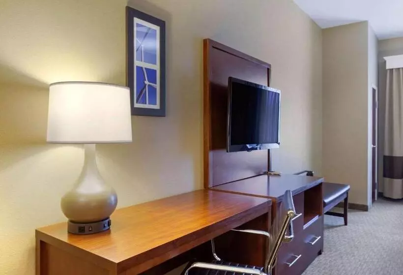 スイート, Comfort Inn & Suites