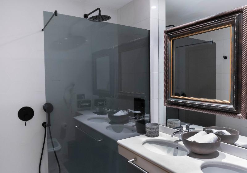 Номер Deluxe, Warwick Al Dabab Riyadh