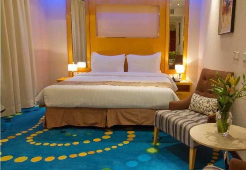 Полулюкс, Warwick Al Dabab Riyadh