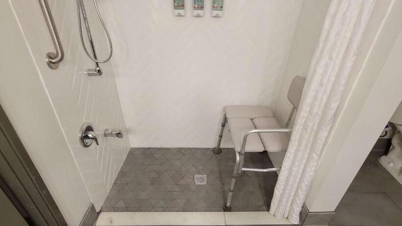 장애인을 위한 스탠다드 룸, Best Western Doswell