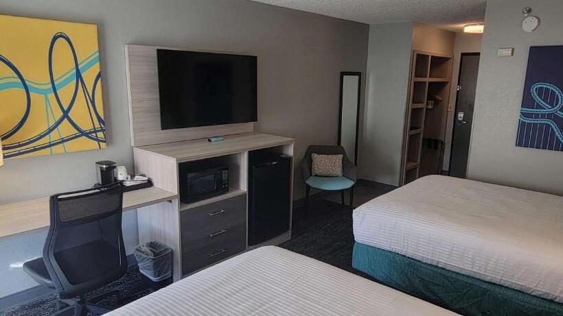 장애인을 위한 스탠다드 룸, Best Western Doswell