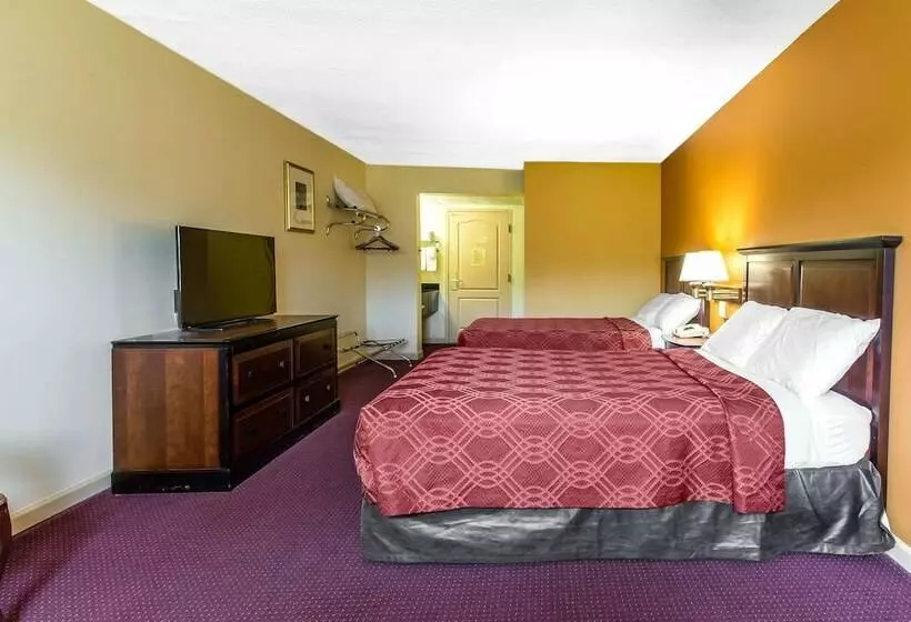 ２ダブルベッドのスタンダードルーム, Econo Lodge At Six Flags