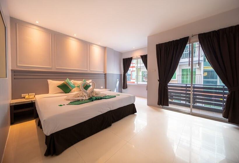 Superior Oda, Fundee Boutique