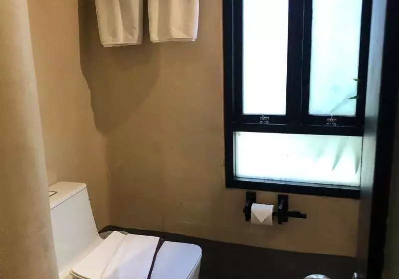 キングサイズベッドのスタンダードルーム, Holiday Inn Express And Suites Bossier City Louisiana Downs, An Ihg