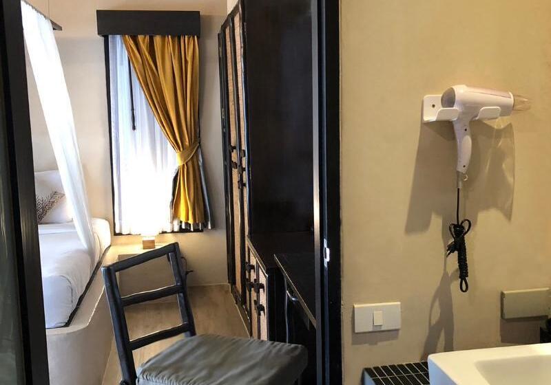 اتاق استاندارد با تخت بزرگ, Holiday Inn Express And Suites Bossier City Louisiana Downs, An Ihg