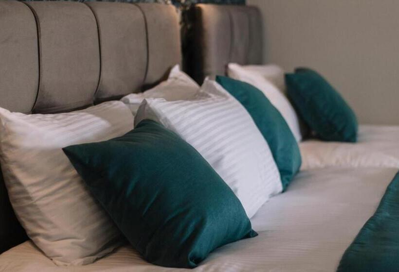 اتاق استاندارد یک نفره, Melrose House