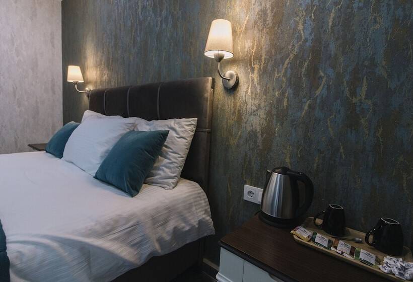 اتاق استاندارد, Melrose House