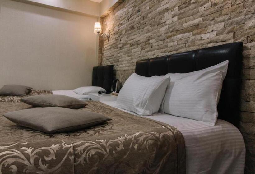 اتاق استاندارد یک نفره, Melrose House
