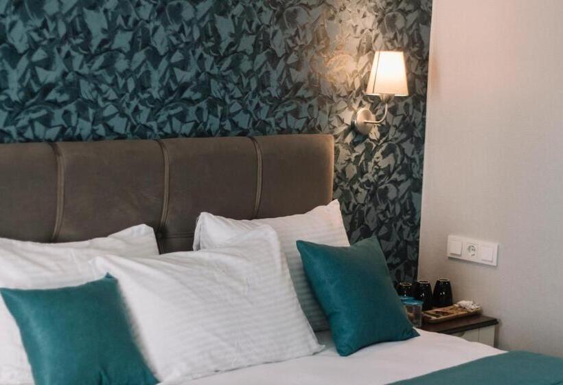 اتاق استاندارد, Melrose House