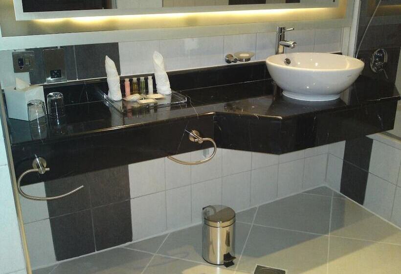 اتاق لوکس, Millennium Central Doha