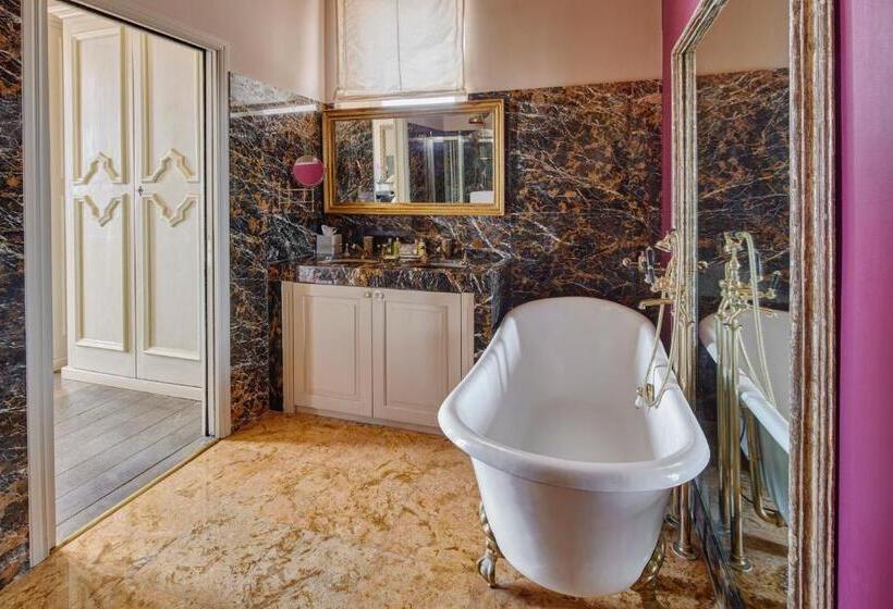 オーシャンビュージュニアスイート, Palazzo Vecchio Taormina