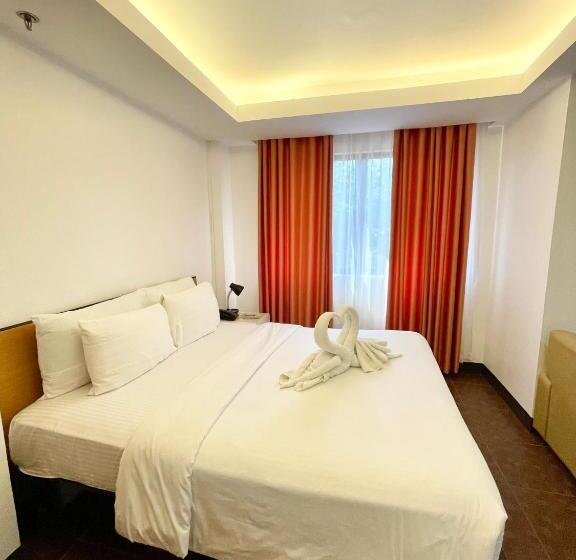 اتاق لوکس, Palmbeach Resort & Spa Mactan, Cebu