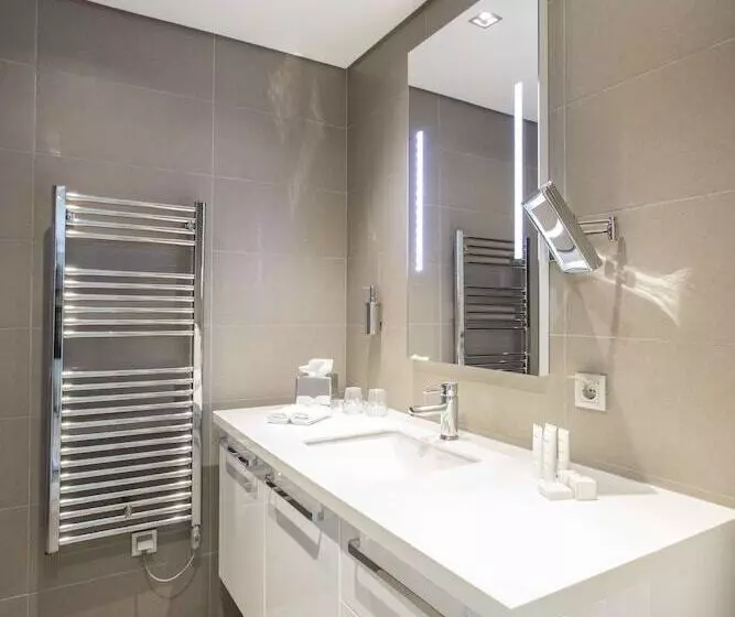 景色の見える一ベッドルームアパートメント, Radisson Residences Avrupa Tem Istanbul