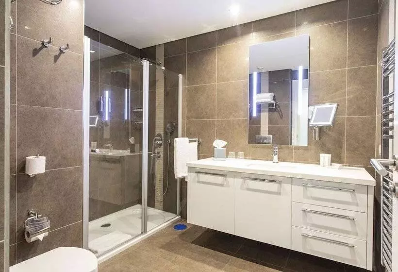 家族用アパートメント, Radisson Residences Avrupa Tem Istanbul