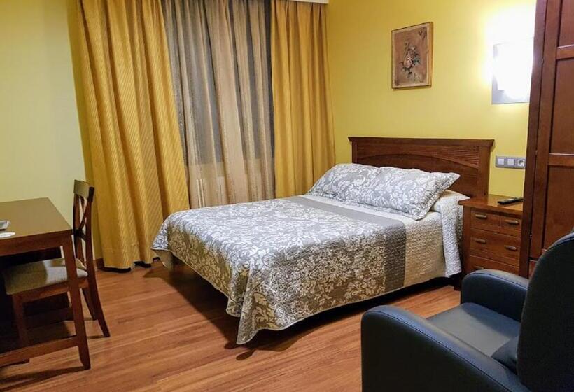 身障者適用スタンダードルーム, Reina Isabel