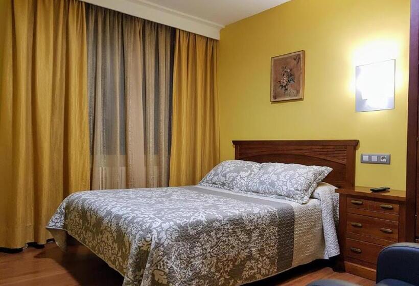 身障者適用スタンダードルーム, Reina Isabel