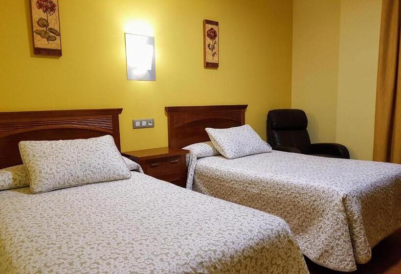 スタンダードルーム, Reina Isabel