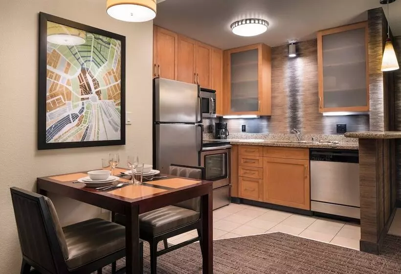 Sviitti, Residence Inn By Marriott Camarillo