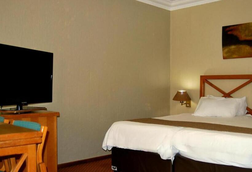 غرفة قياسية, Safari Hotel & Convention Centre