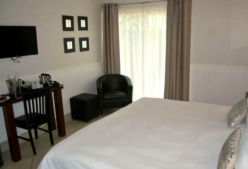스탠다드 룸, Safari Hotel & Convention Centre