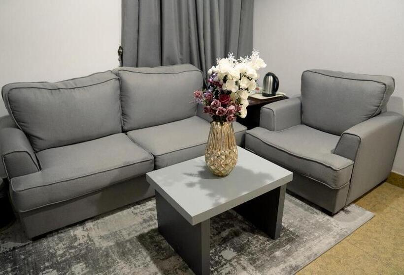 带2个卧室的套房, Safeer International