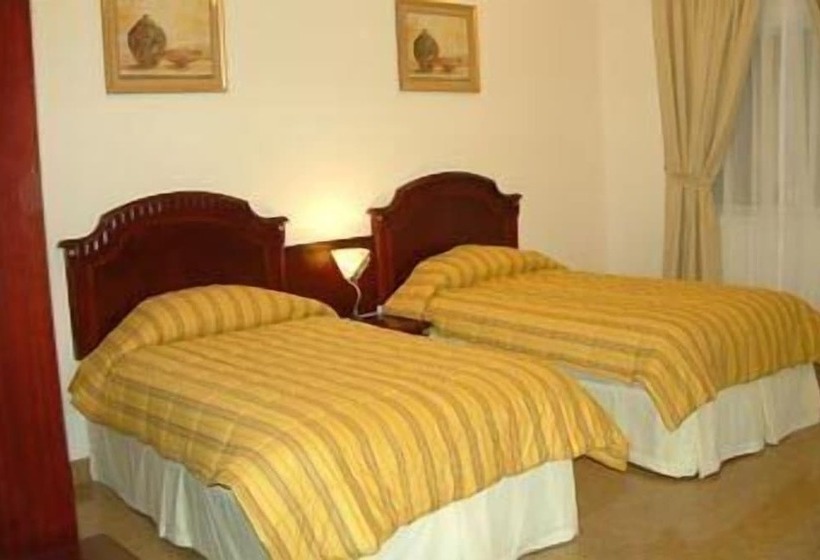 标准间, Safeer International