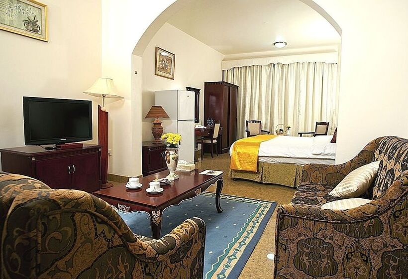 标准间, Safeer International