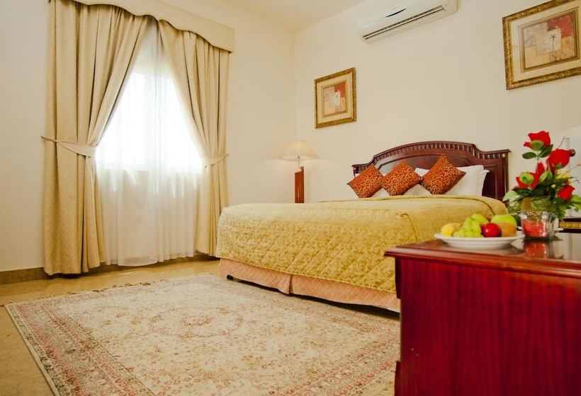 小型套房, Safeer International