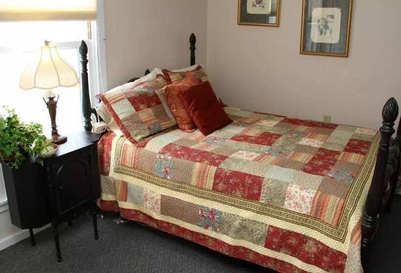身障者適用スタンダードルーム, The Brewster Inn