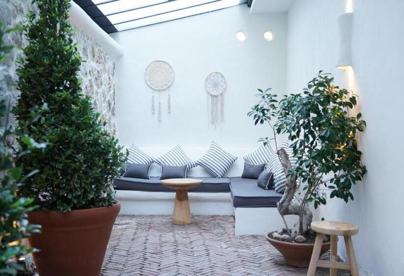 Люкс Кровать Кинг, Yacht Boheme Hotel Boutique Class   Adults Only