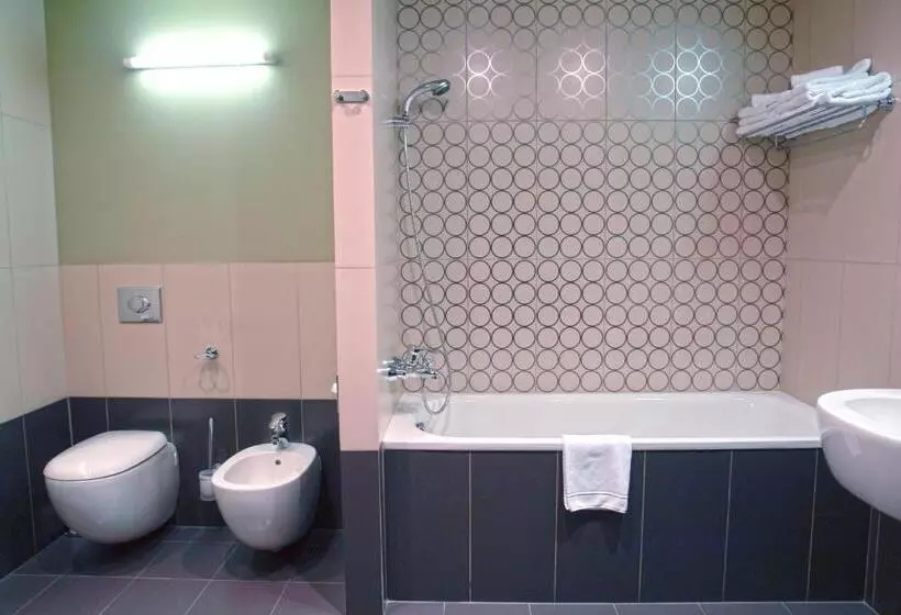 سوییت خانوادگی, Boutique Hotel Zlaty Dukat