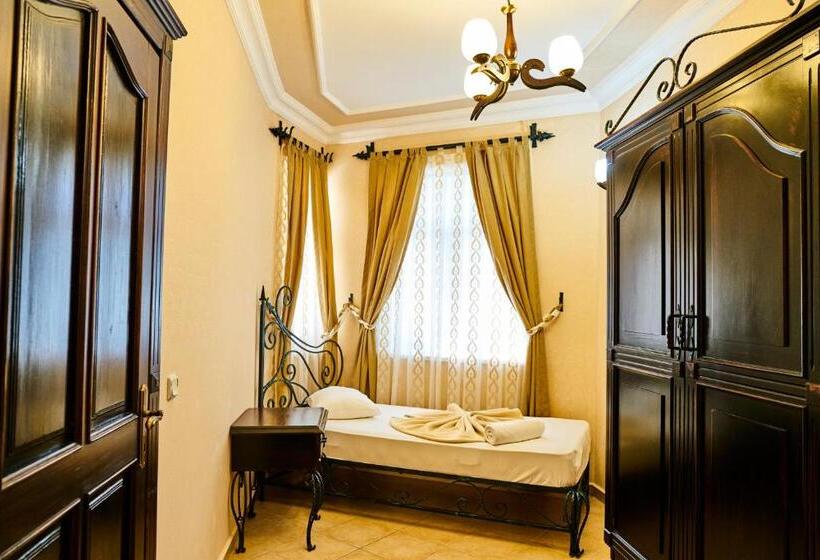 اتاق خانوادگی, Hemeransanatolia