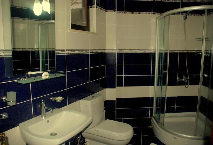 اتاق استاندارد سه نفره, Hemeransanatolia