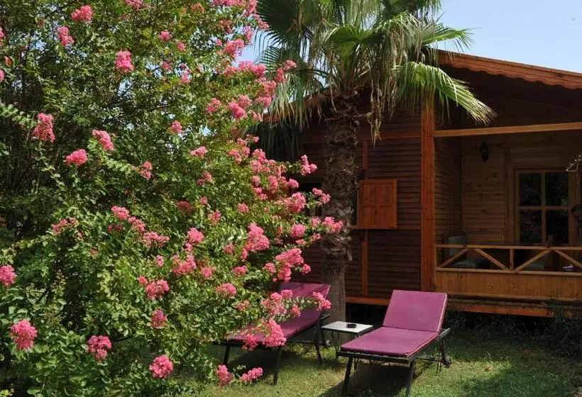 Standard-bungalow 2 Makuuhuonetta, Hemeransanatolia