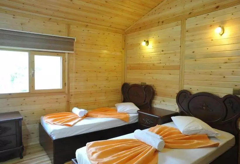 Standard-bungalow 2 Makuuhuonetta, Hemeransanatolia