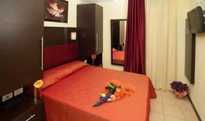 اتاق استاندارد, Alibi