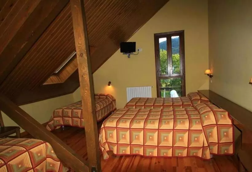 スタンダード４人部屋, Bungalows Y Camping Viu