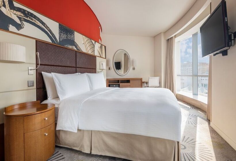 سوئیت پرزیدنت, Crowne Plaza Doha   The Business Park, An Ihg