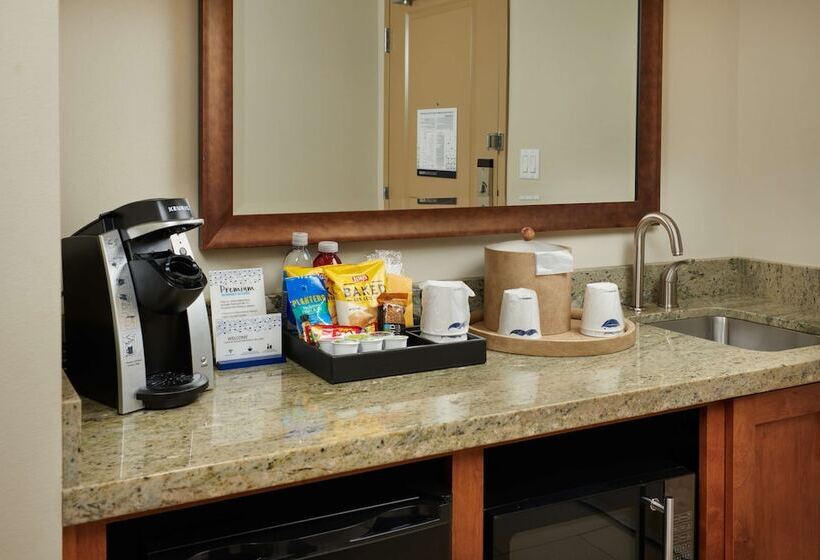 غرفة بريميوم, Hampton Inn & Suites Salem, Or