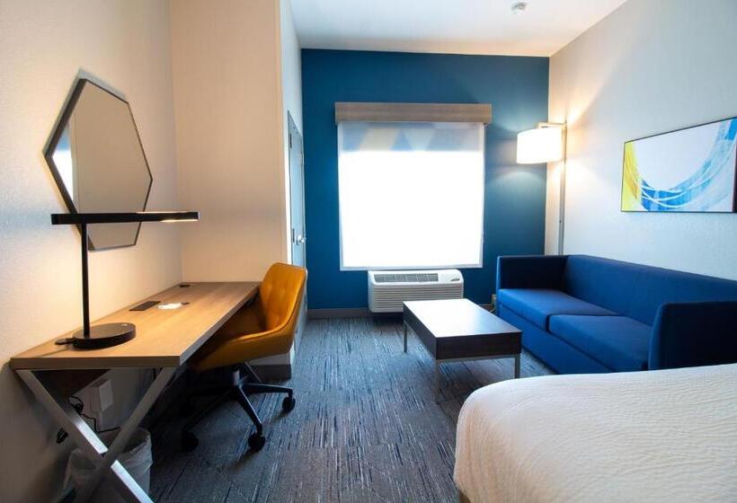 キングサイズベッドのエクゼクティブルーム, Holiday Inn Express Leland Wilmington Area, An Ihg