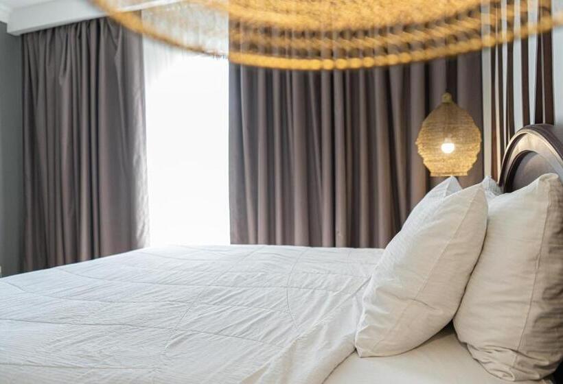 غرفة قياسية سرير كينج, Mirador Plaza