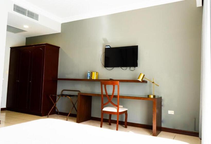 غرفه قياسيه سريرين مزدوجين, Mirador Plaza