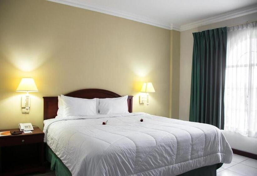 جناح, Mirador Plaza