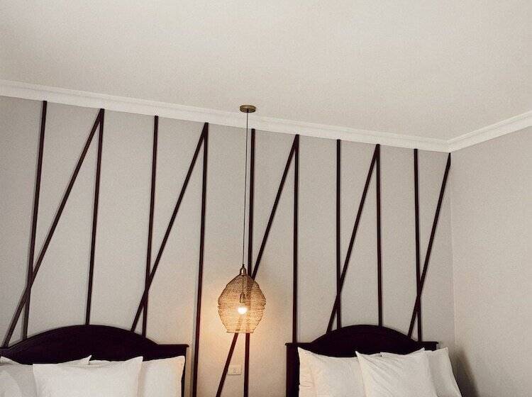 غرفه قياسيه سريرين مزدوجين, Mirador Plaza