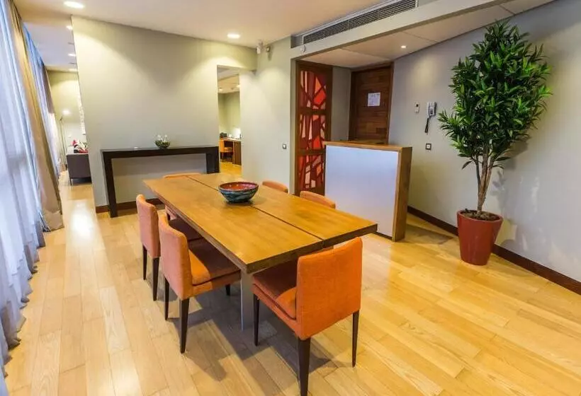 Executive Suite, Noi Vitacura