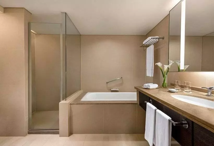 デラックスルーム, Shangri La Far Eastern Tainan