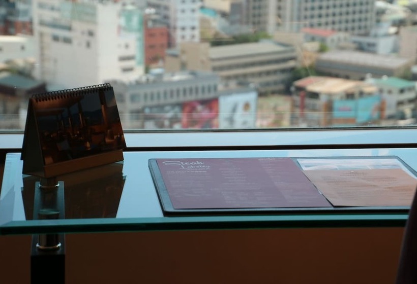 اتاق لوکس, Shangri La Far Eastern Tainan