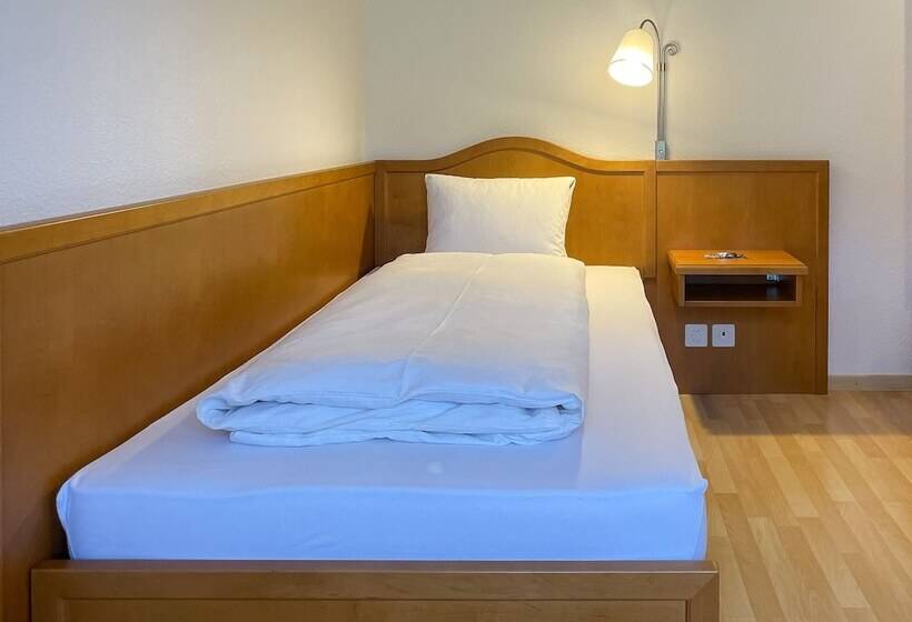 标准单人间, Toggenburg