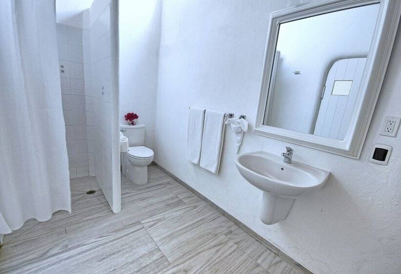 小型套房, Los Milagros