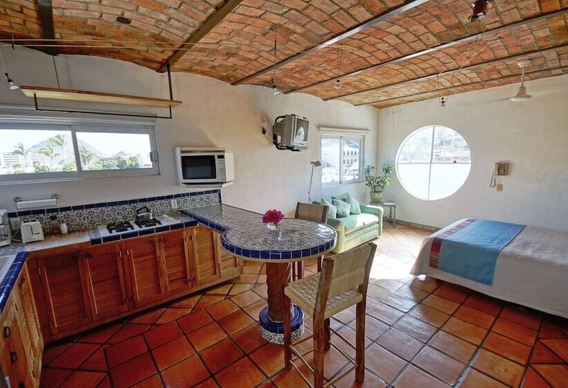 小型套房, Los Milagros